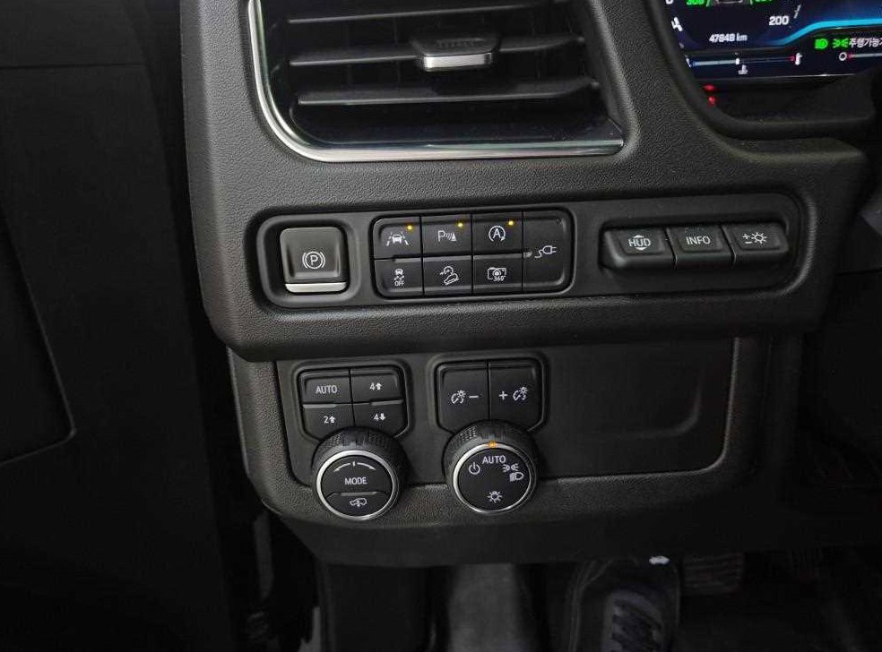 쉐보레 타호 6.2 다크나이트 4WD 사진 18