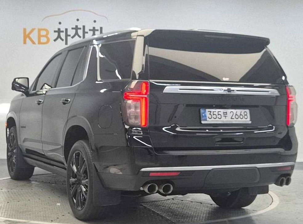 쉐보레 타호 6.2 다크나이트 4WD 사진 2