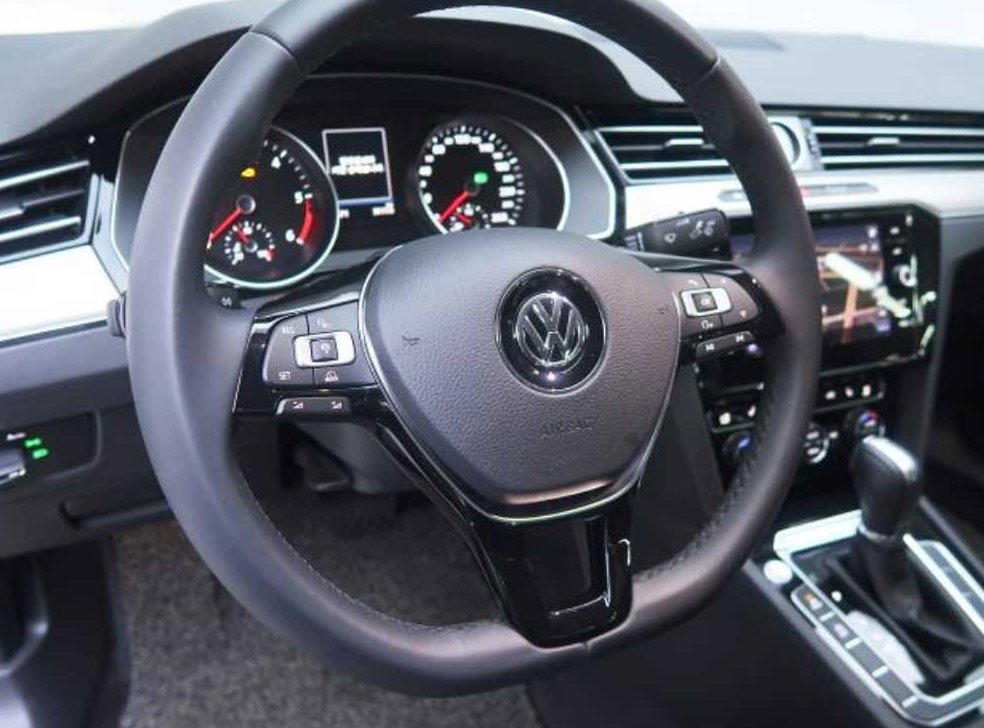 폭스바겐 파사트 2.0 TDI 사진 10