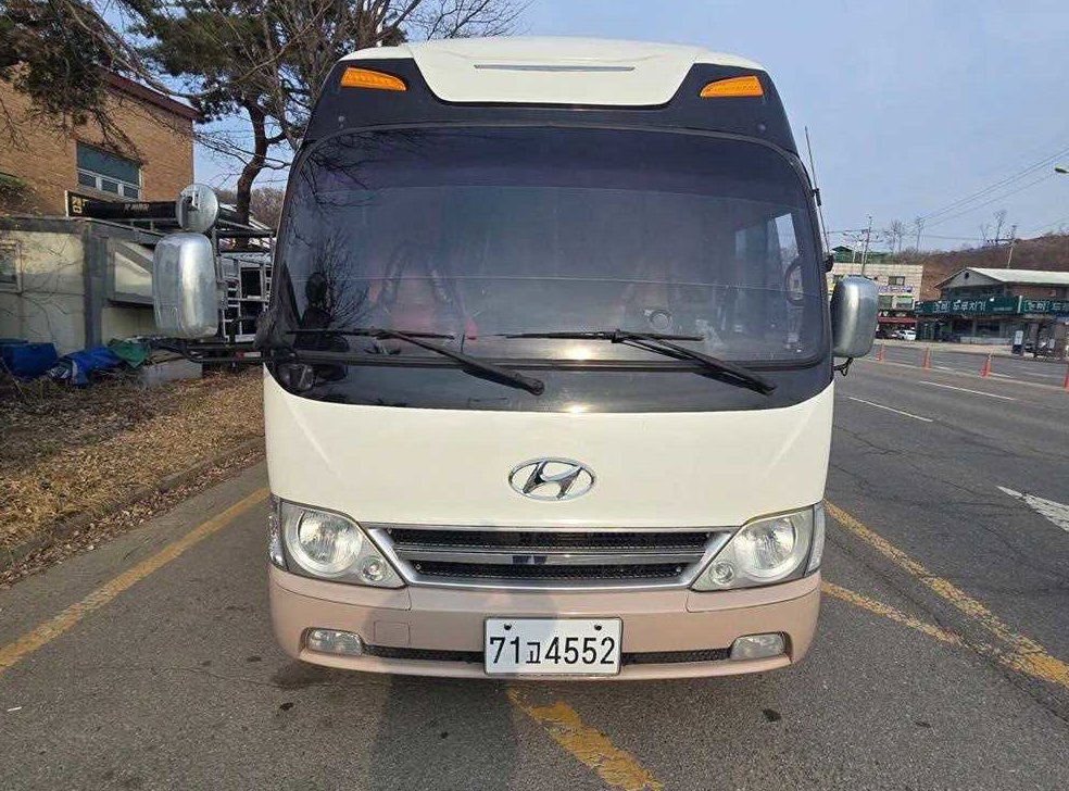 중대형버스 소형현대버스 캠핑카