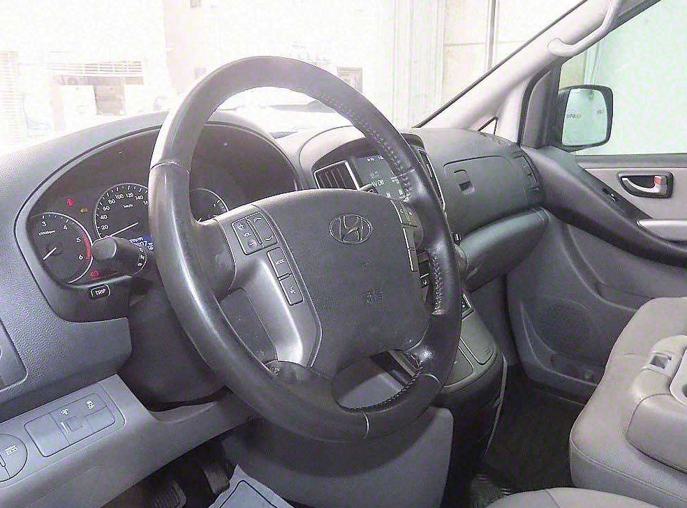현대 스타렉스 2WD 밴 3인승 사진 15
