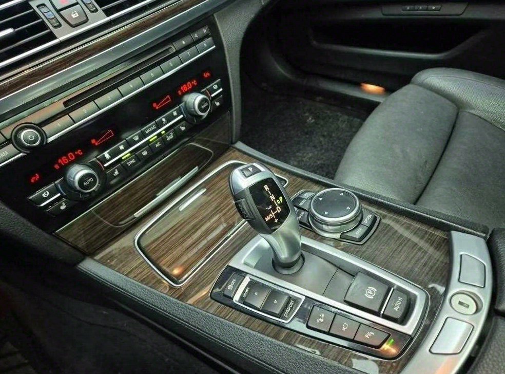 BMW 7시리즈 740 사진 8
