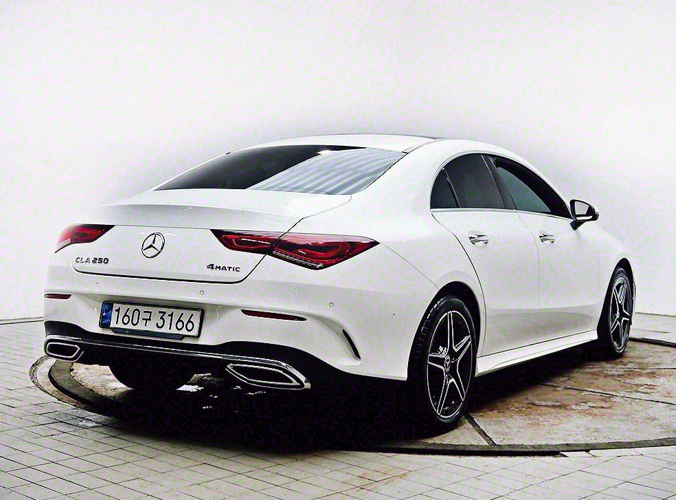 벤츠 CLA 클래스 CLA 250 4MATIC 사진 4