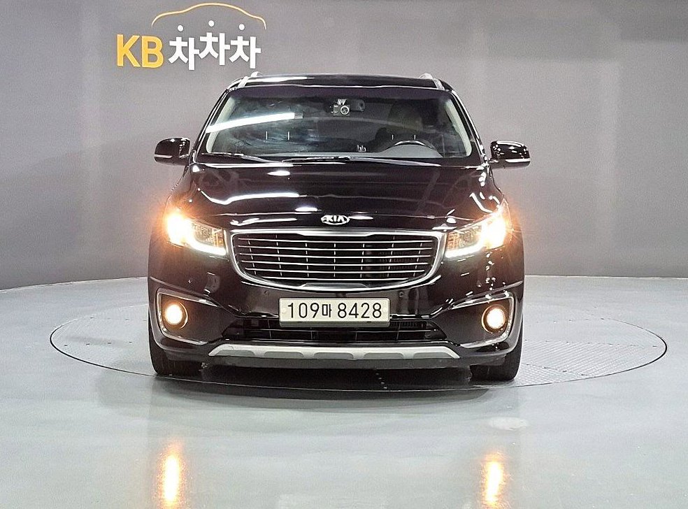 기아 카니발 디젤 9인승 럭셔리 사진 2