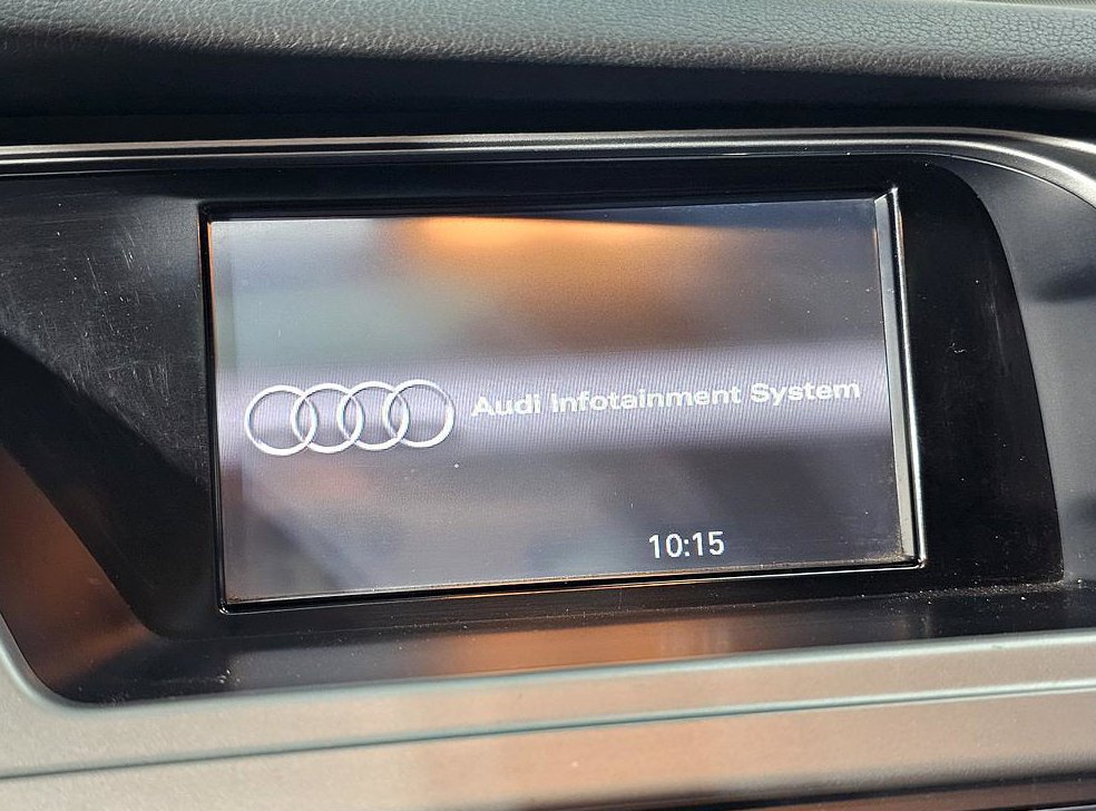 아우디 A4 2.0 TFSI 콰트로 사진 15