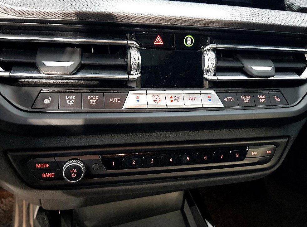 BMW 1시리즈 120i M 스포츠 사진 11