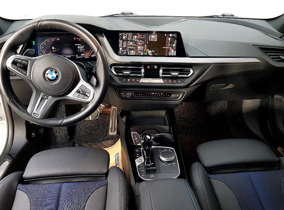 BMW 1시리즈 120i M 스포츠 사진 5