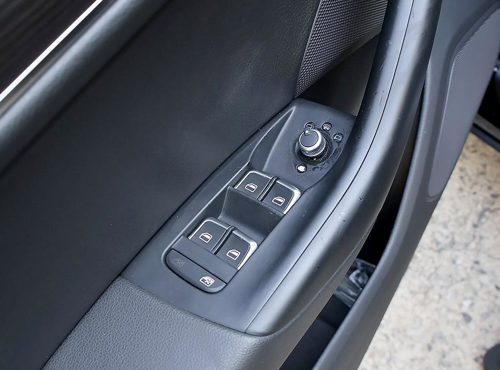아우디 Q3 2.0 TDI 콰트로 사진 11