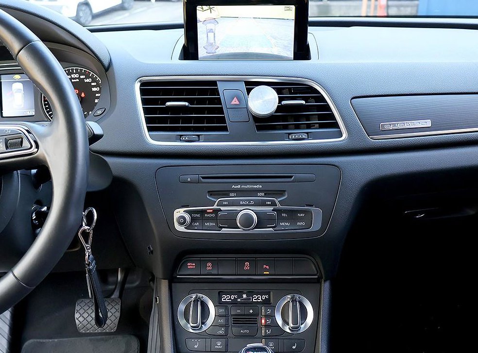 아우디 Q3 2.0 TDI 콰트로 사진 9