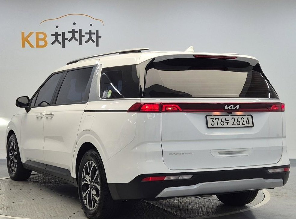 기아 카니발 디젤 9인승 프레스티지 사진 6
