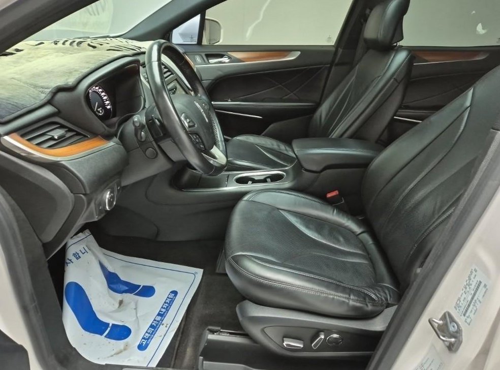 링컨 MKC 2.0 AWD 사진 11