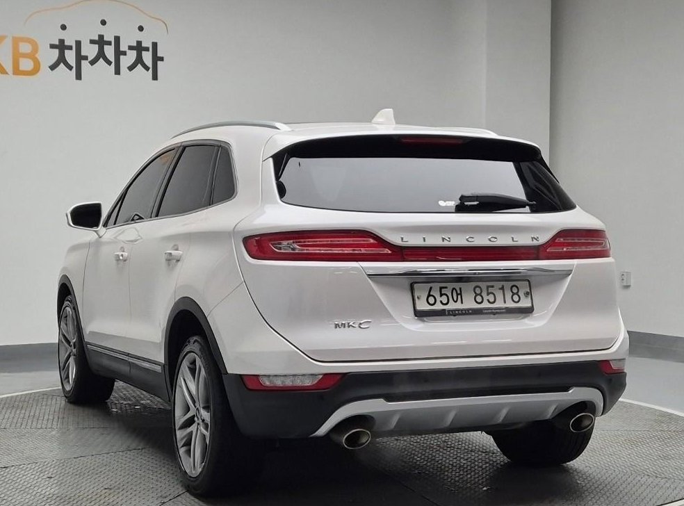 링컨 MKC 2.0 AWD 사진 2