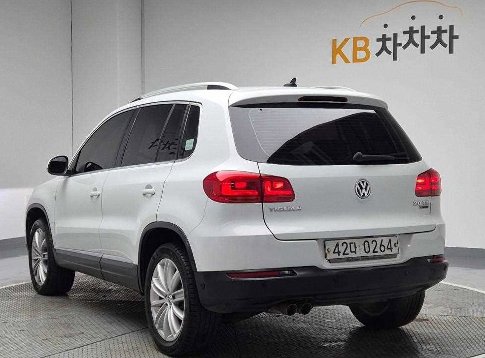 폭스바겐 티구안 2.0 TDI 프리미엄 사진 2
