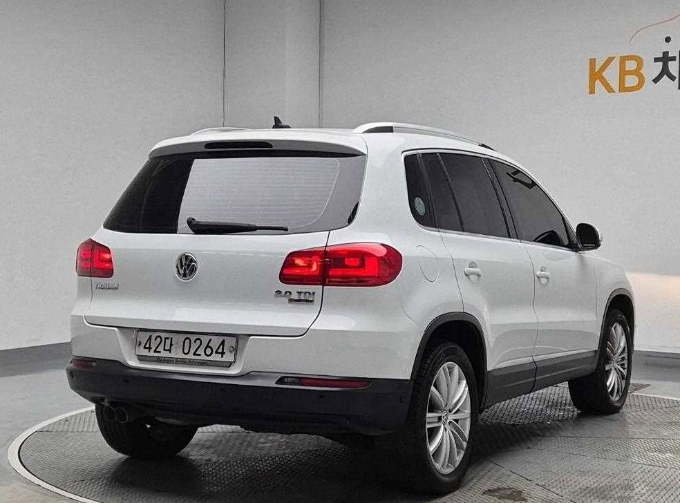 폭스바겐 티구안 2.0 TDI 프리미엄 사진 3
