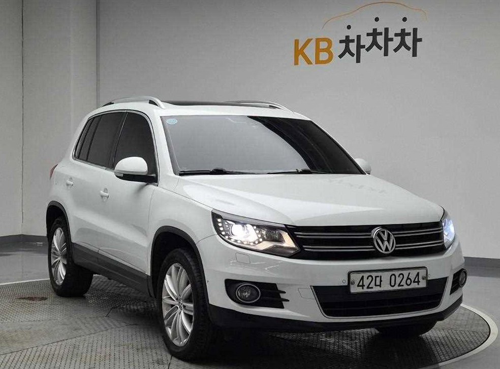 폭스바겐 티구안 2.0 TDI 프리미엄 사진 4