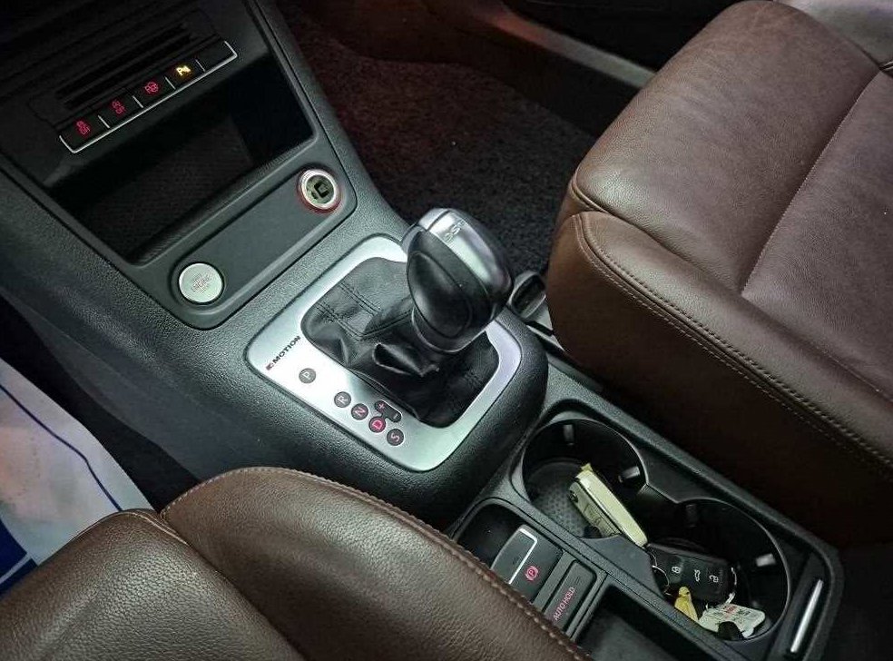 폭스바겐 티구안 2.0 TDI 프리미엄 사진 8