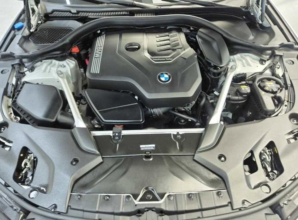 BMW 5시리즈 520i 럭셔리 사진 5