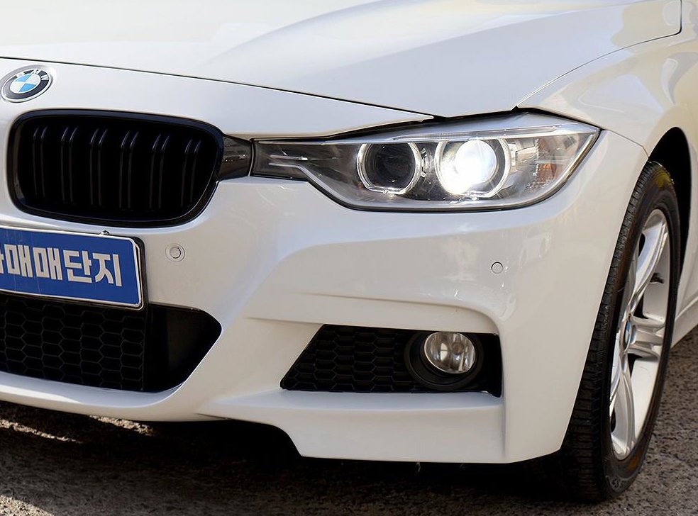 BMW 3시리즈 320d 사진 16