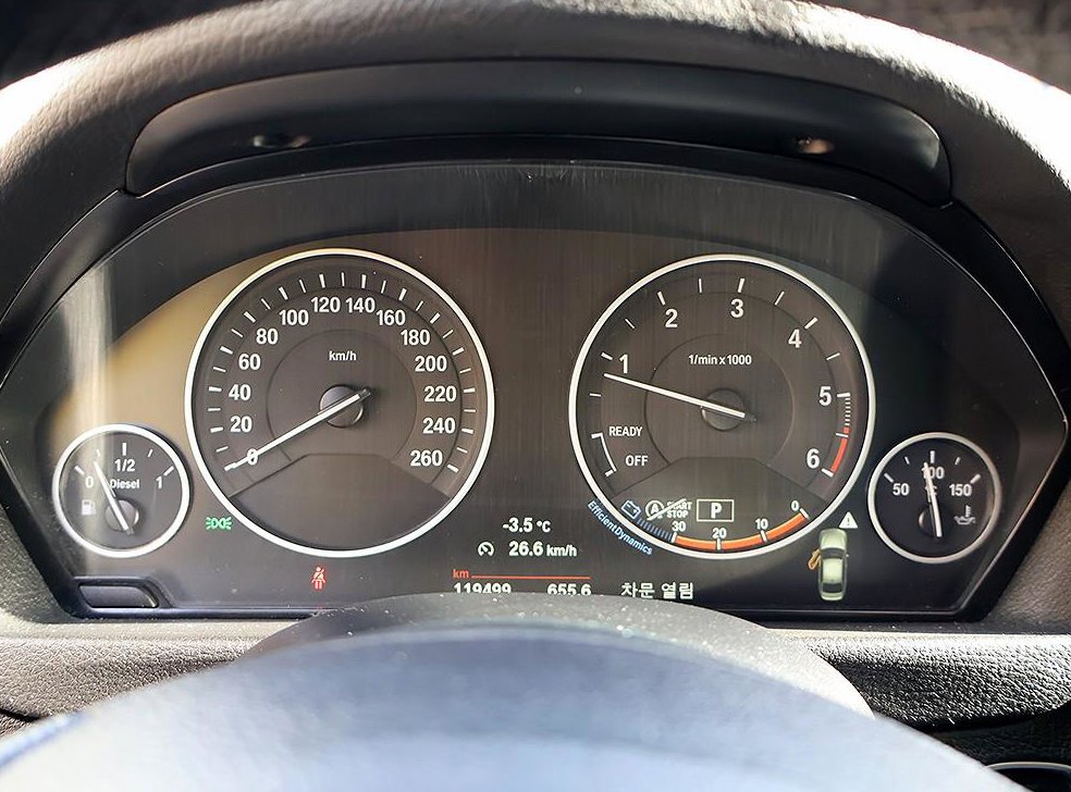 BMW 3시리즈 320d 사진 6