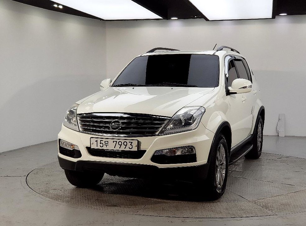 KG모빌리티(쌍용)  렉스턴 2.0  4WD RX7 사진 2