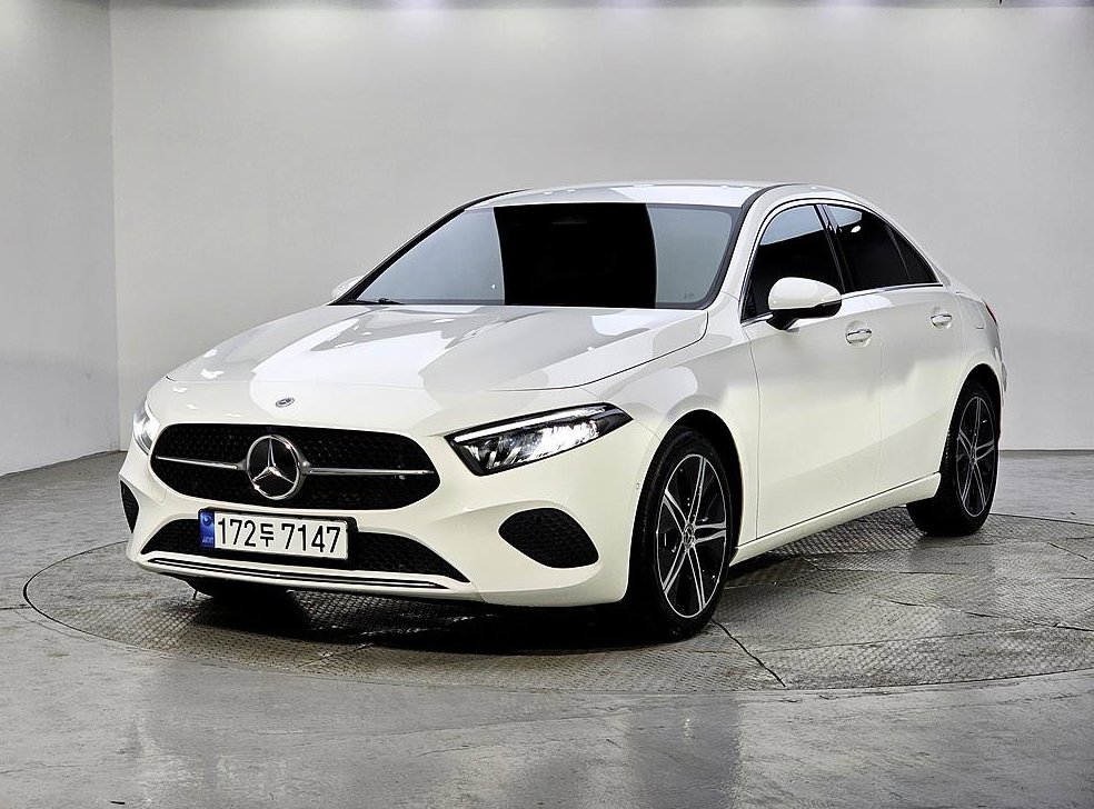 벤츠 A 클래스 A220 세단
