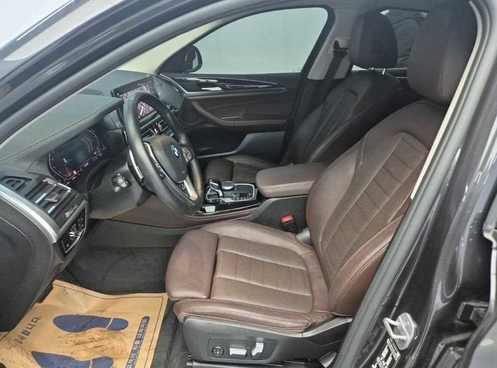 BMW X4 xDrive 20i xLine 사진 11