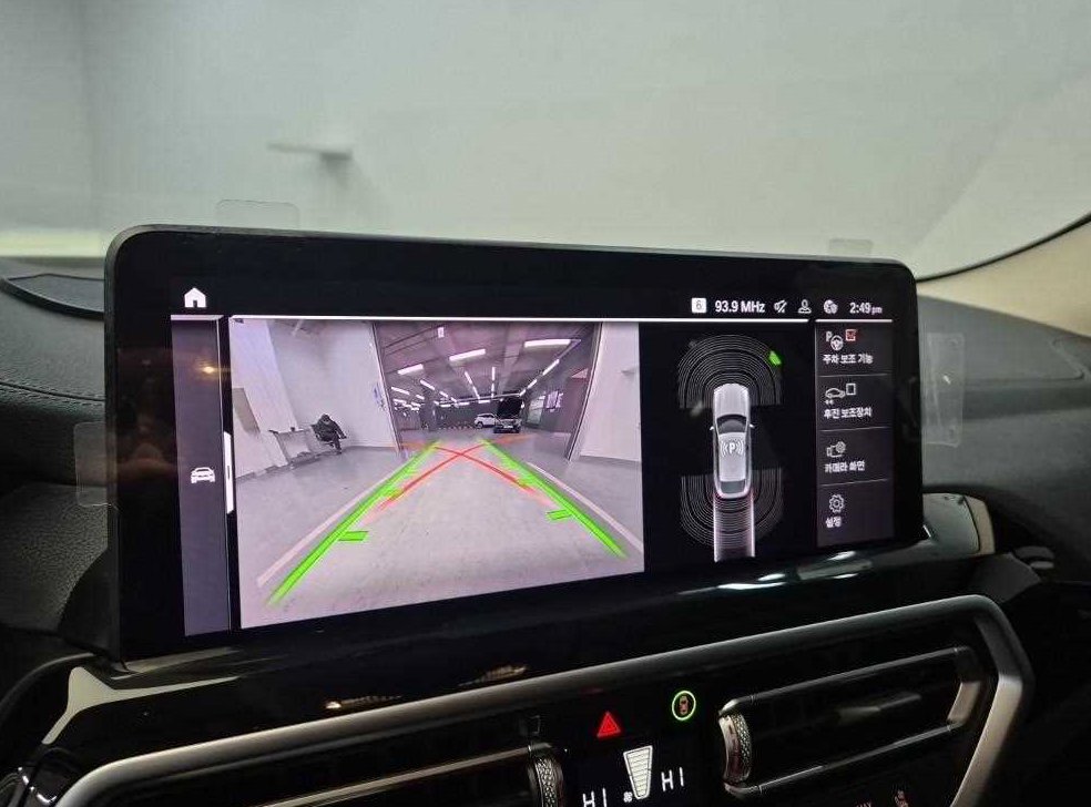 BMW X4 xDrive 20i xLine 사진 15