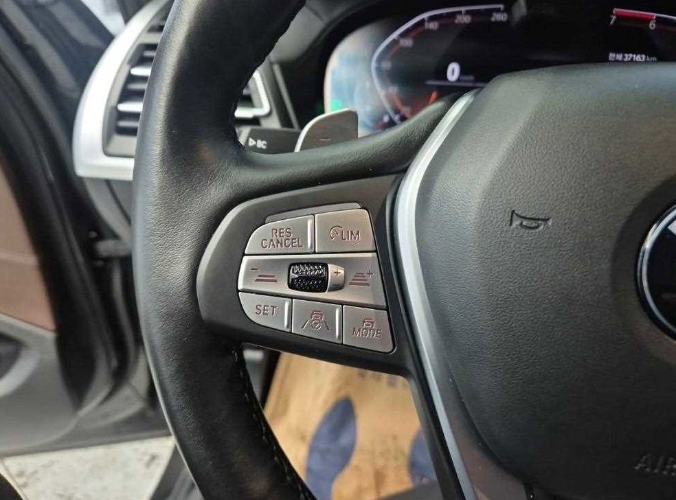 BMW X4 xDrive 20i xLine 사진 16