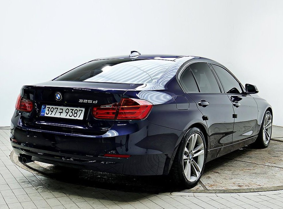 BMW 3시리즈 325d 스포츠 사진 4
