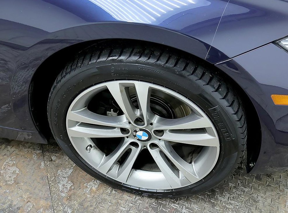 BMW 3시리즈 325d 스포츠 사진 8