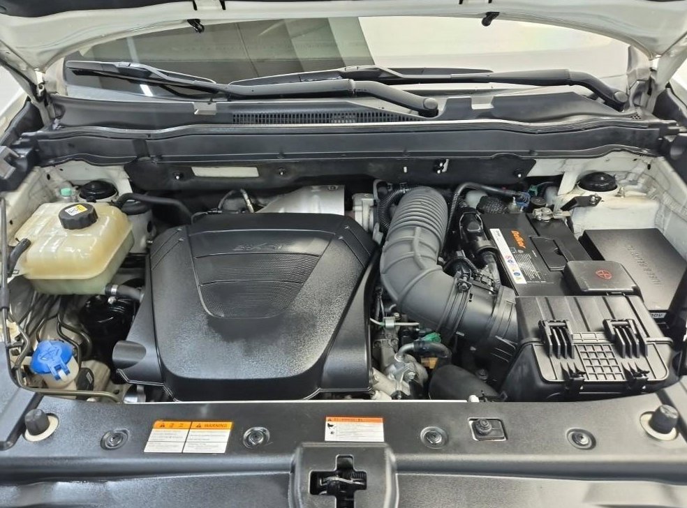 KG모빌리티(쌍용)  코란도 2WD 2.2 RX 사진 17