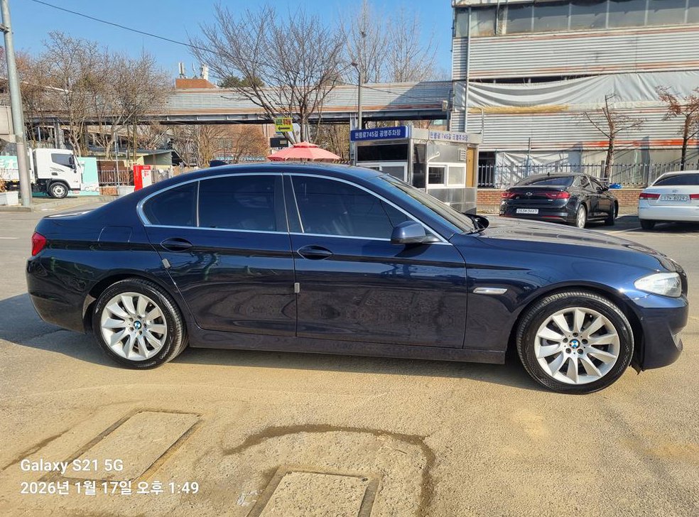BMW 5시리즈 528i xDrive 사진 3