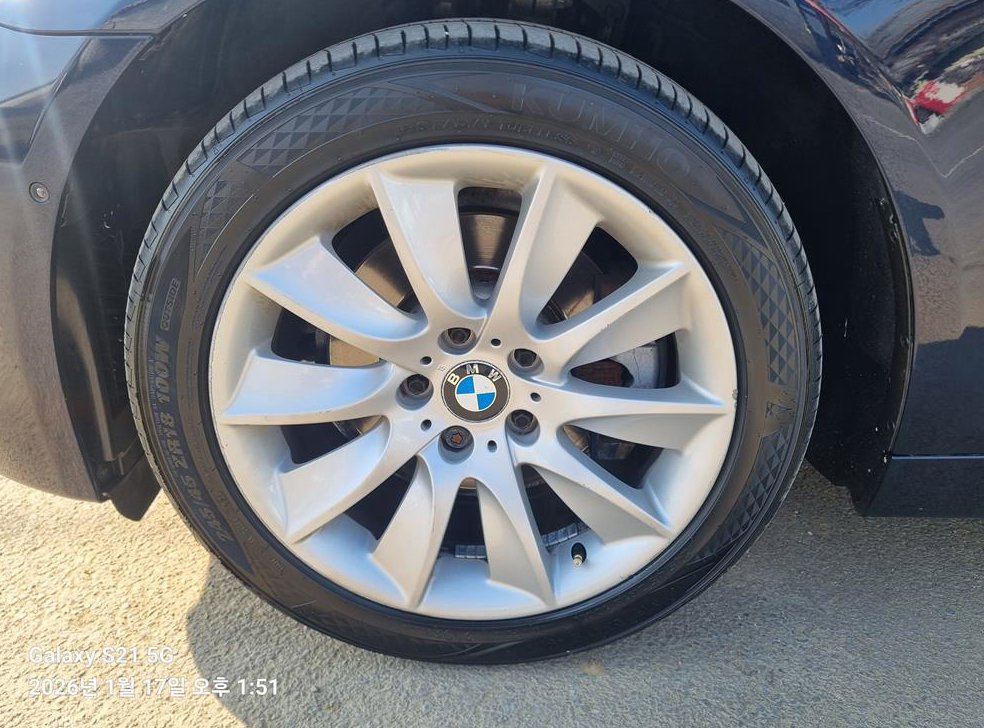 BMW 5시리즈 528i xDrive 사진 9