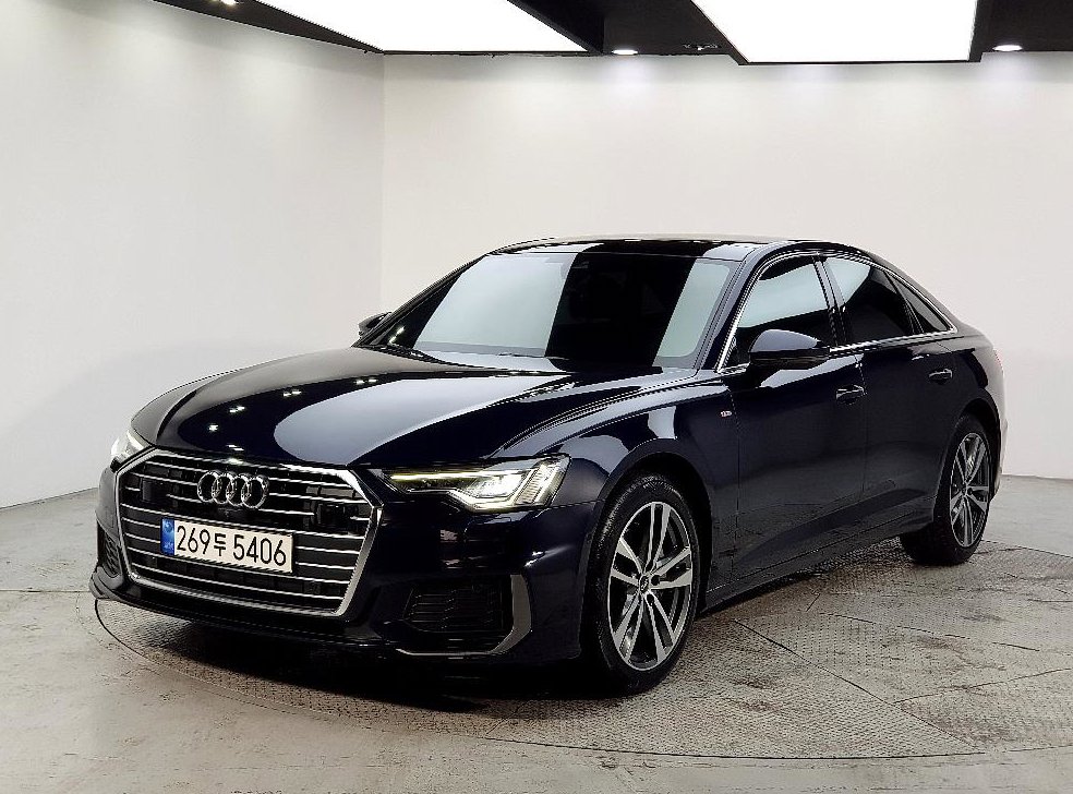아우디 A6 45 TFSI 프리미엄