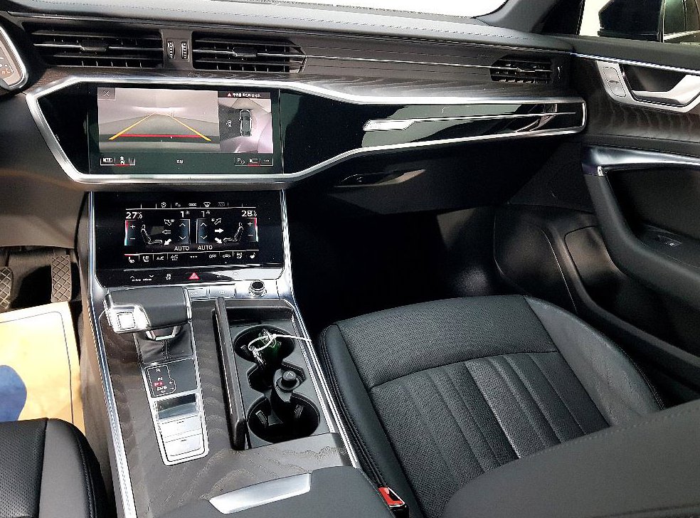 아우디 A6 45 TFSI 프리미엄 사진 10