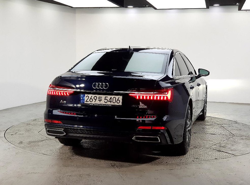 아우디 A6 45 TFSI 프리미엄 사진 3