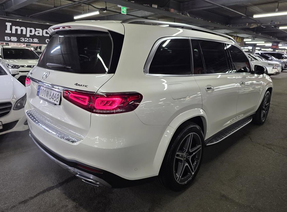 벤츠 GLS 클래스 GLS 400d 4MATIC 사진 3
