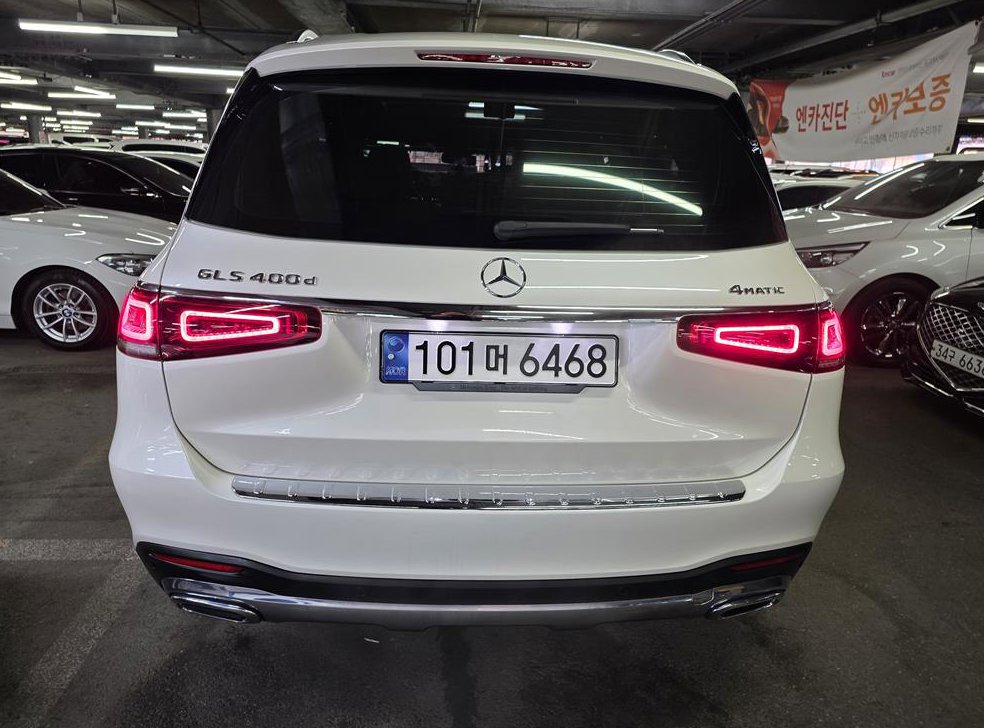 벤츠 GLS 클래스 GLS 400d 4MATIC 사진 4