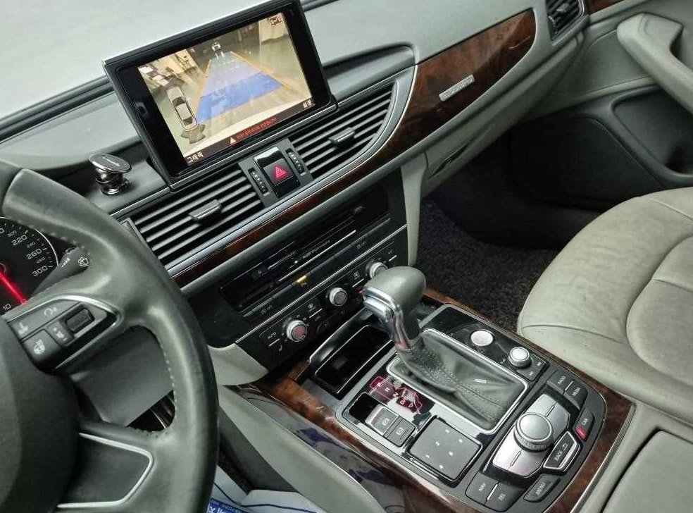 아우디 A6 45 TDI 콰트로 사진 10