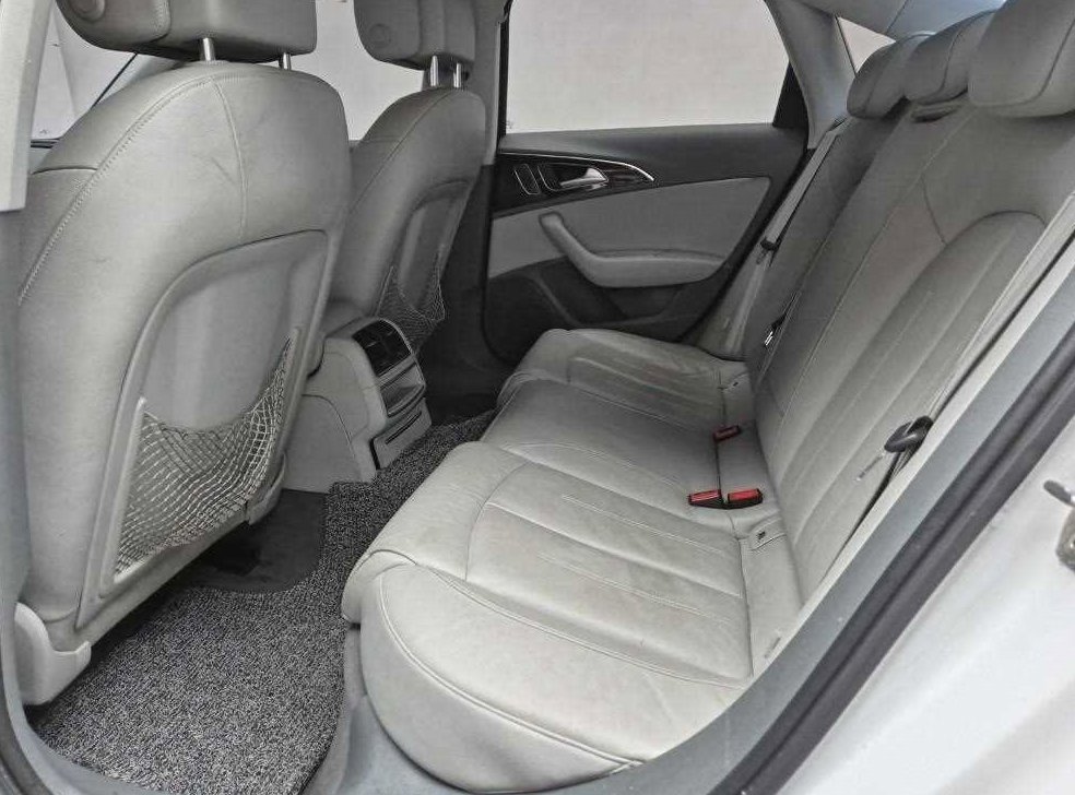 아우디 A6 45 TDI 콰트로 사진 12
