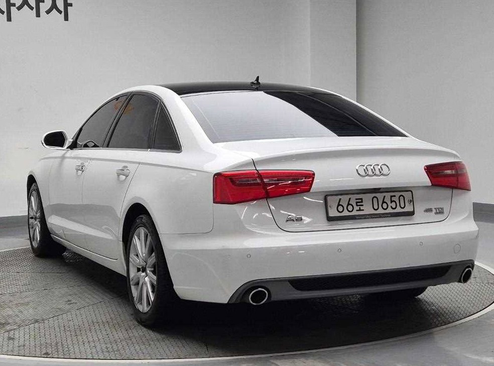 아우디 A6 45 TDI 콰트로 사진 2