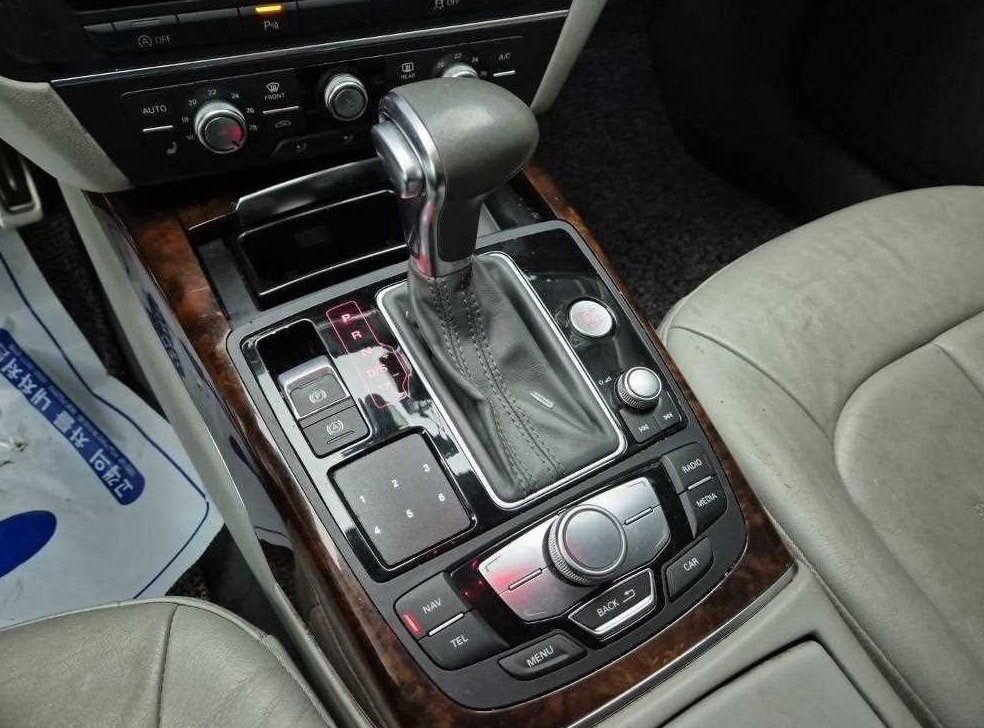 아우디 A6 45 TDI 콰트로 사진 8