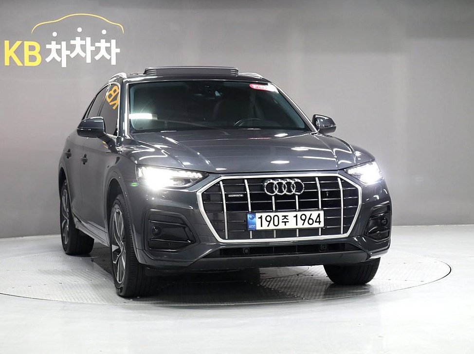 아우디 Q5 40 TDI 콰트로 스포트백 사진 2