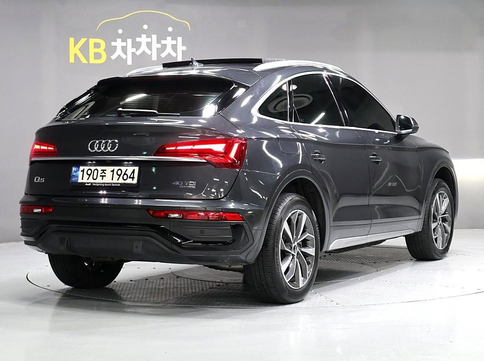 아우디 Q5 40 TDI 콰트로 스포트백 사진 3