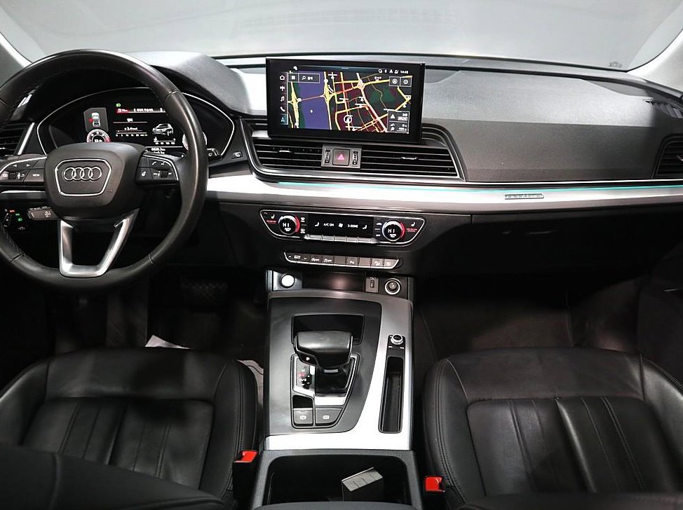 아우디 Q5 40 TDI 콰트로 스포트백 사진 5