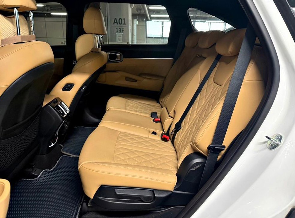 기아 쏘렌토 가솔린 2.5T 4WD 시그니처 사진 9