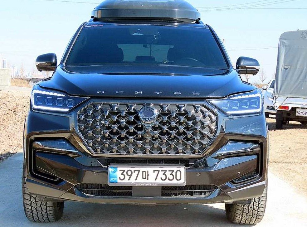 KG모빌리티(쌍용)  렉스턴 디젤 2.2 4WD 더 블랙