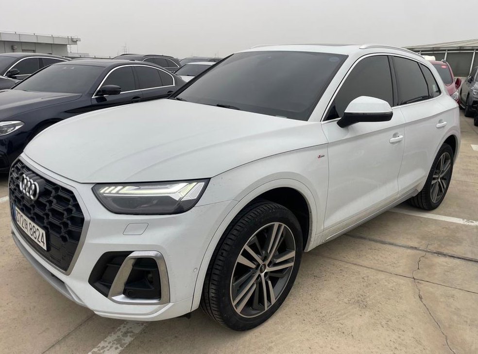아우디 Q5 45 TFSI 콰트로 사진 2