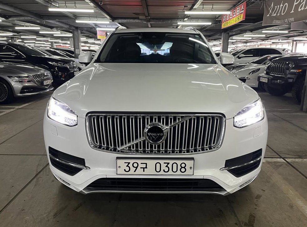 볼보 XC90 2.0 T6 AWD