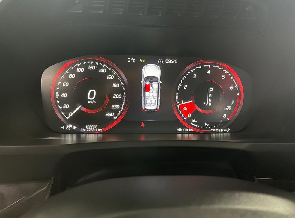 볼보 XC90 2.0 T6 AWD 사진 10
